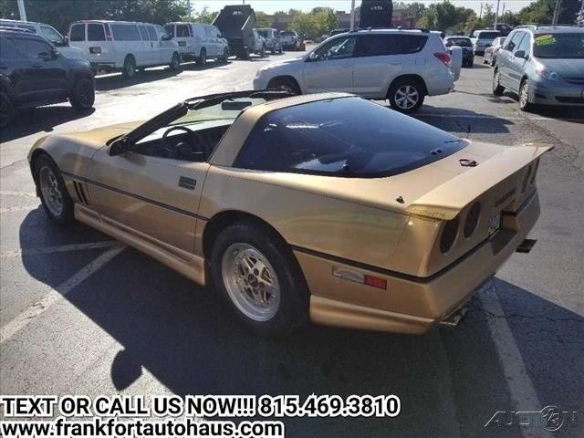 1985 Gold Chevrolet Corvette