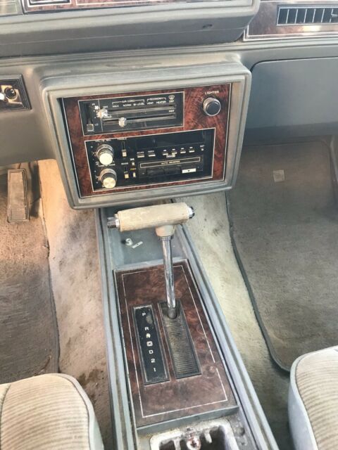 1985 White Oldsmobile Cutlass