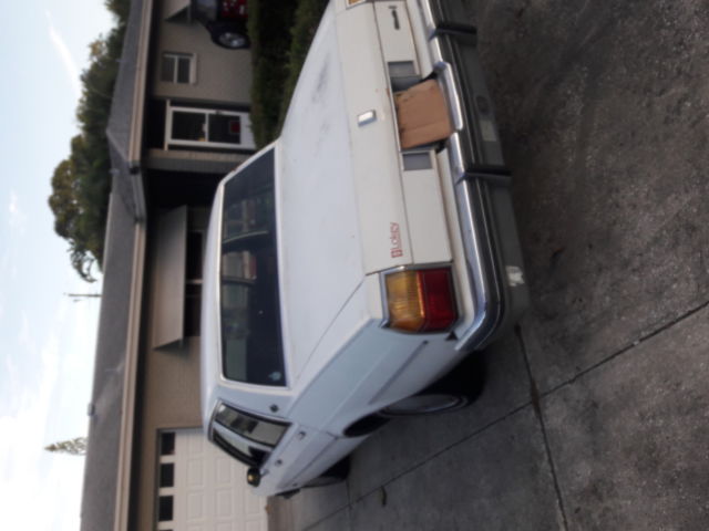 1985 White Oldsmobile Eighty-Eight Four door