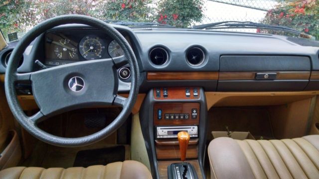 1985 Brown Mercedes-Benz 300-Series