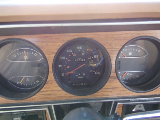 1985 Brown Dodge Ramcharger SUV
