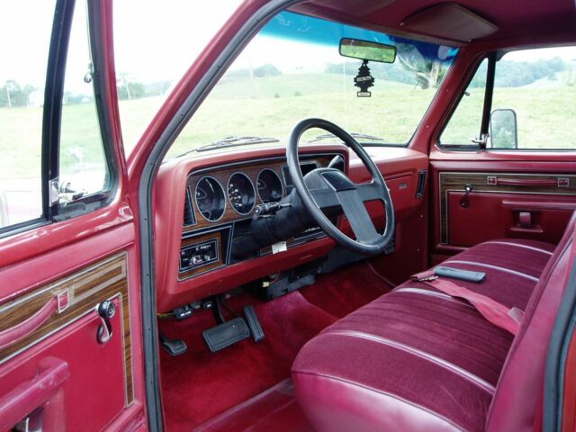 1985 Red & White Dodge Ram 1500 Regular Cab Pickup