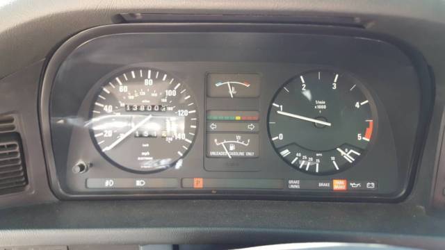 1985 Silver BMW 5-Series Sedan