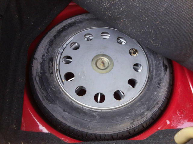 1985 Cinnabar red BMW M6 Coupe