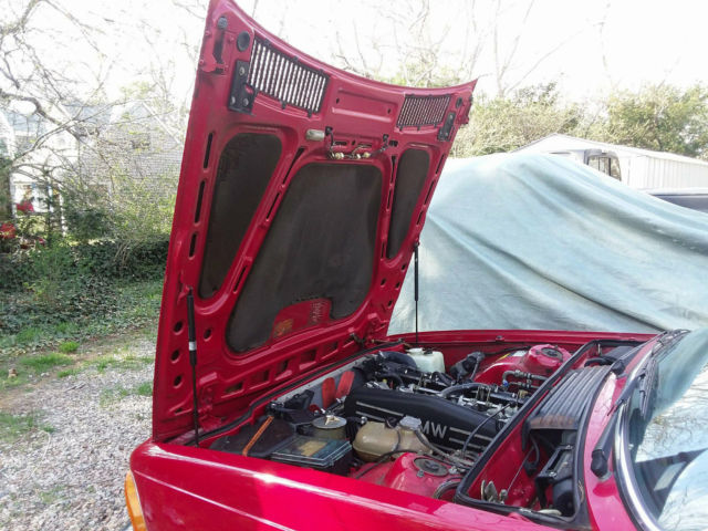 1985 Cinnabar red BMW M6 Coupe