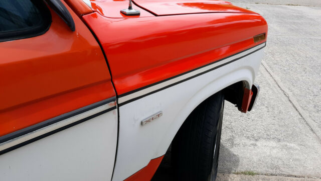 1985 Ford F-150 Standard Cab Pickup