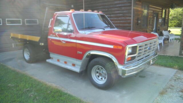 1985 Red Ford F-150 regular cab