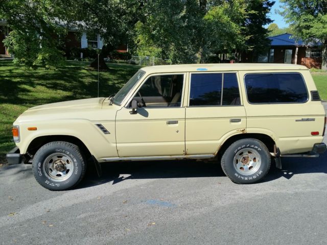 1985 Beige Toyota Land Cruiser SUV