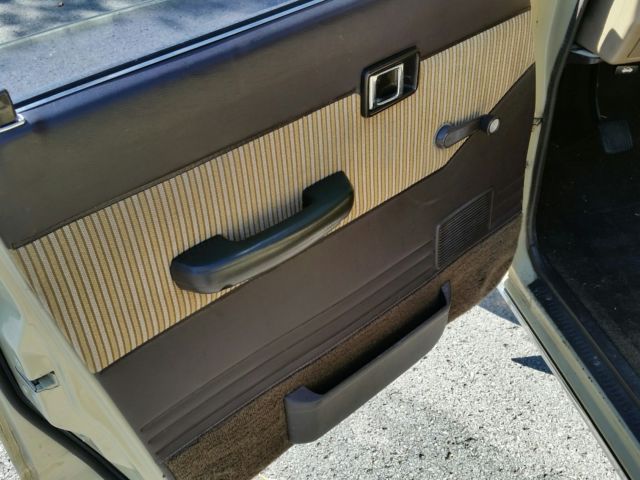 1985 Beige Toyota Land Cruiser SUV