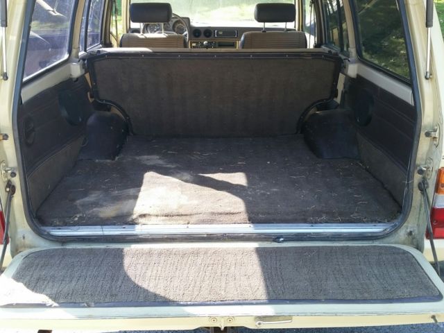 1985 Beige Toyota Land Cruiser SUV