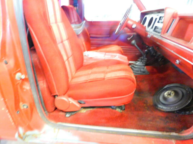 1985 Red Ford Bronco II Jeep