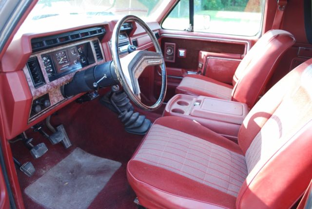 1985 Ford Bronco SUV