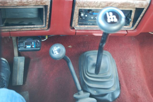 1985 Ford Bronco SUV