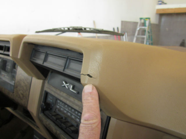 1985 Brown &amp- Tan Ford Bronco Bronco