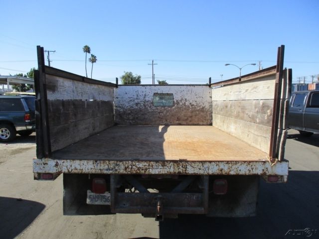 1985 White Ford F-350 Pickup Truck