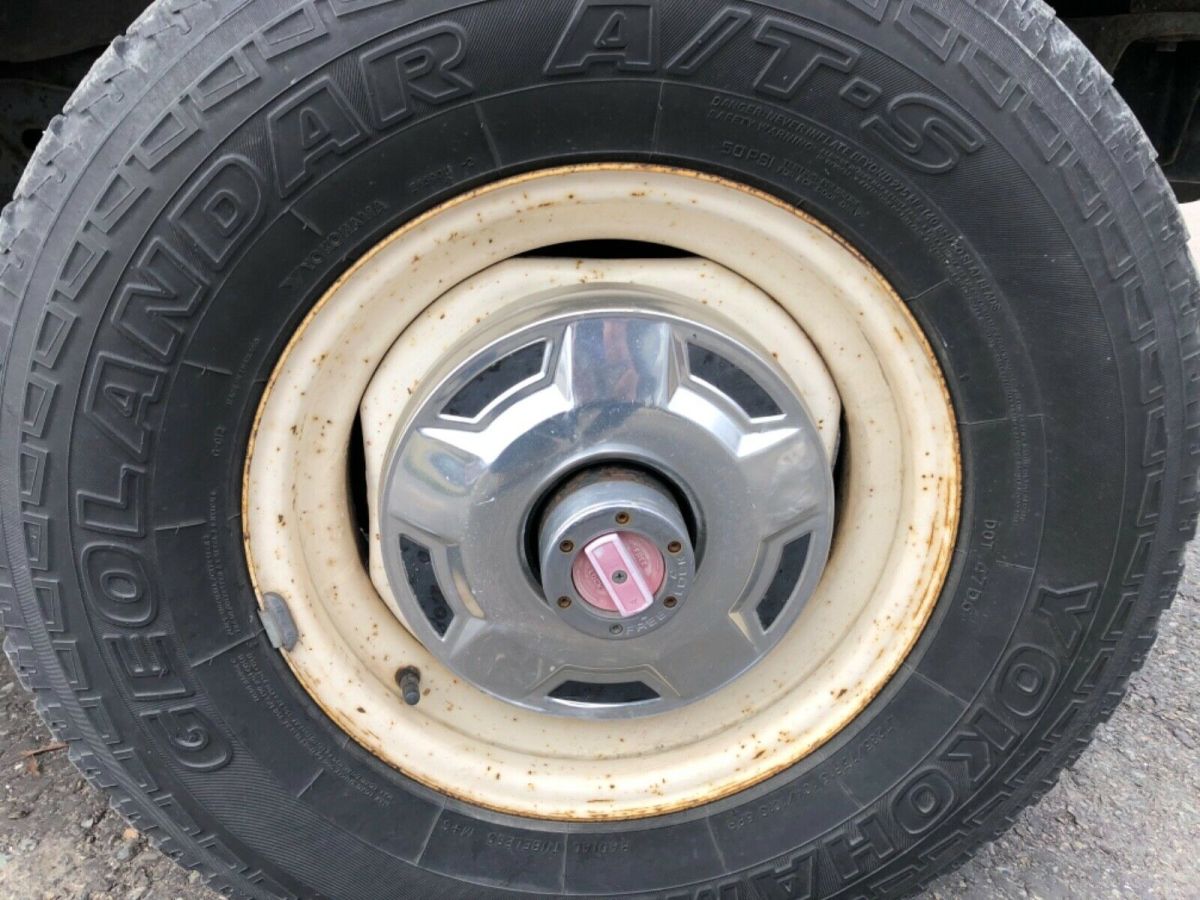 1985 Ford F-150 Short wheel base117”