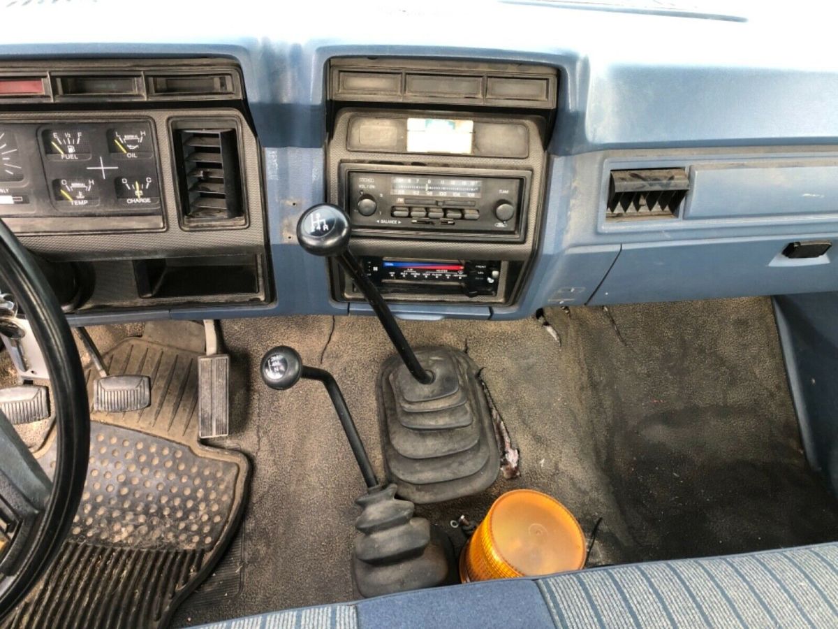 1985 Ford F-150 Short wheel base117”