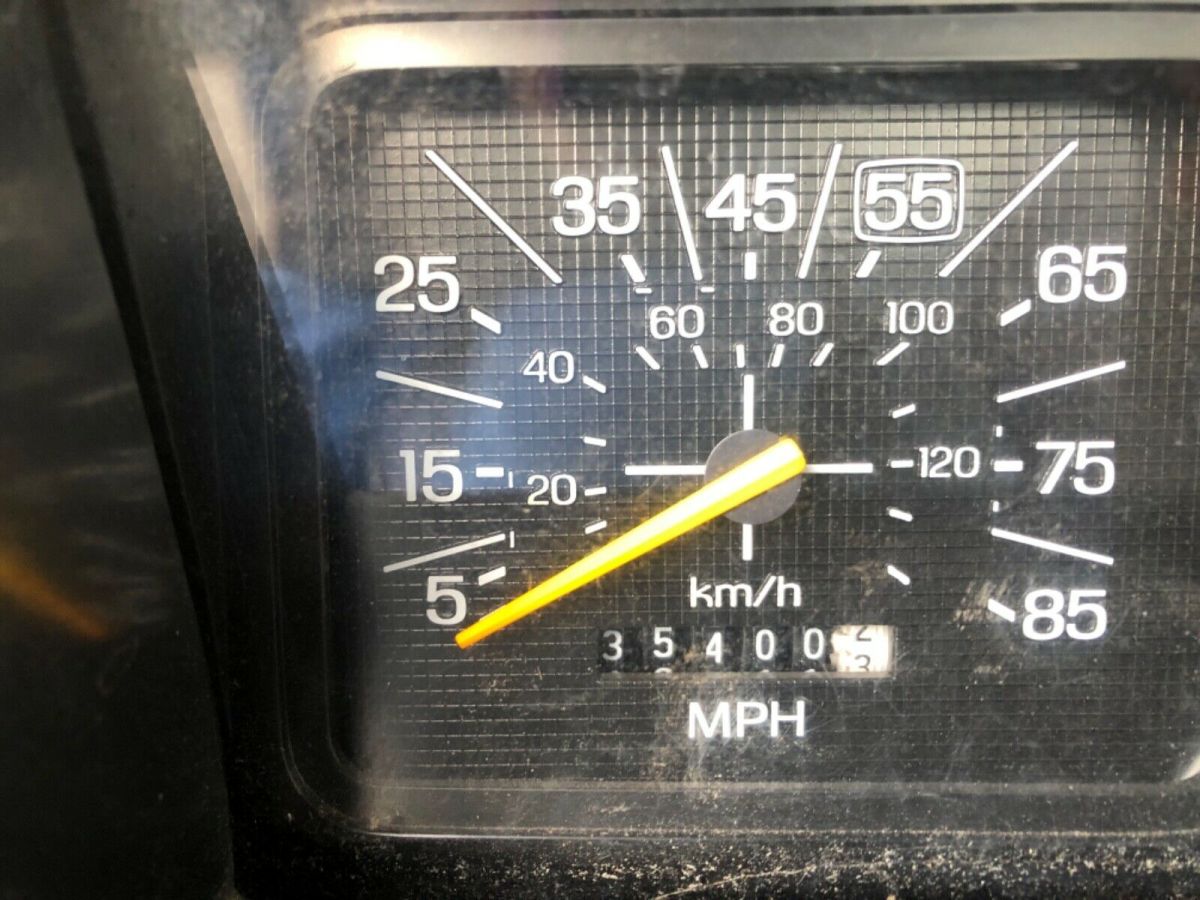 1985 Ford F-150 Short wheel base117”