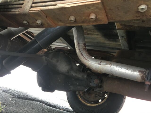 1985 White Ford F-150 Standard Cab Pickup