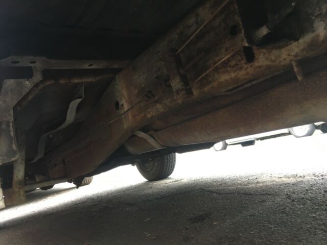 1985 White Ford F-150 Standard Cab Pickup