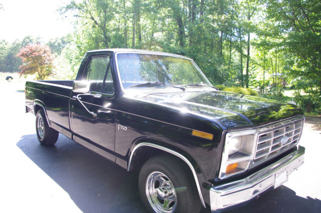 1985 Black Ford F-150