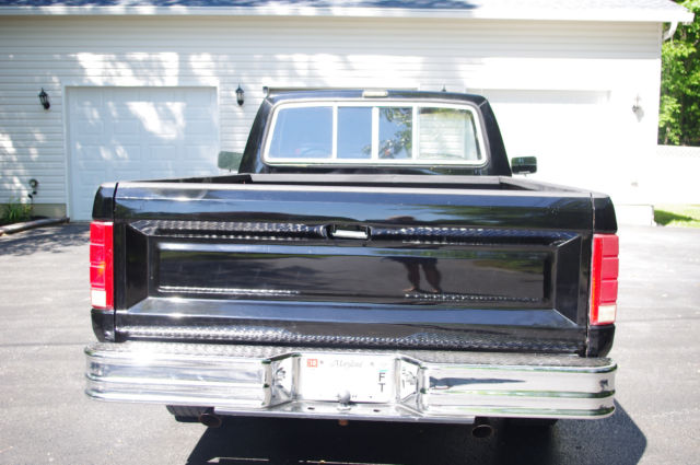 1985 Black Ford F-150