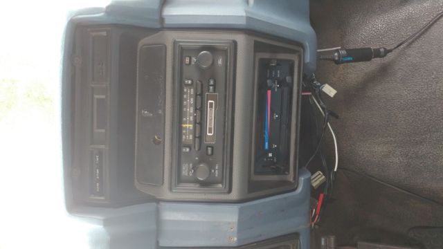 1985 Blue Ford F-150 Extended Cab Pickup