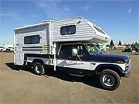 1985 Blue Ford F-250 Pickup