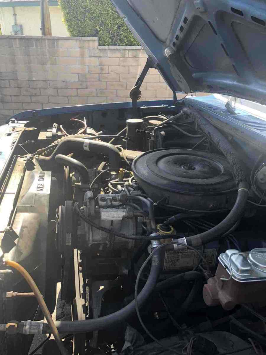 1985 Blue Ford F-250 Pickup