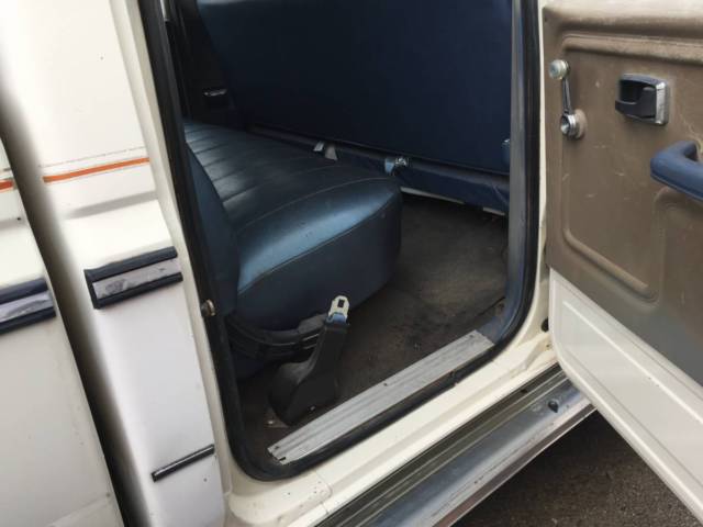 1985 White Ford F-350 Crew Cab Pickup