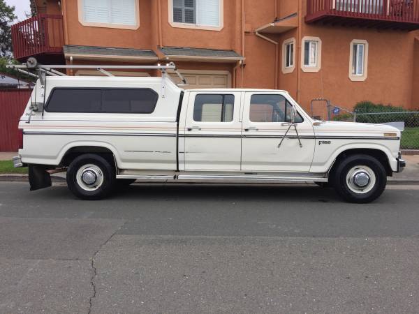 1985 White Ford F-350 Crew Cab Pickup