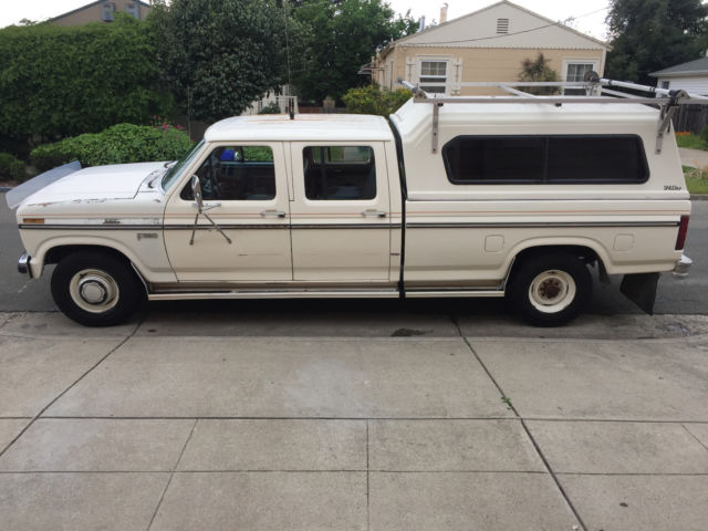 1985 White Ford F-350 Crew Cab Pickup
