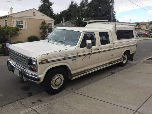 1985 White Ford F-350 Crew Cab Pickup