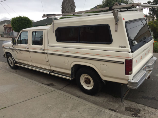 1985 White Ford F-350 Crew Cab Pickup