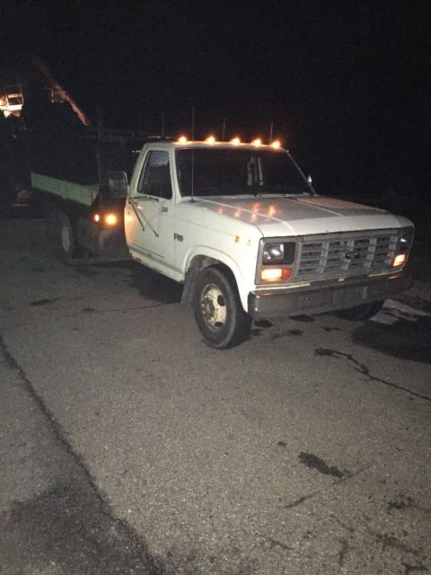 1985 White Ford F-150