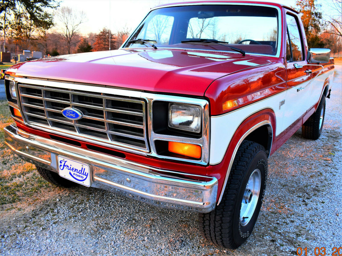 1985 Ford F-150 Standard Cab Pickup