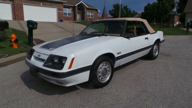 1985 White Ford Mustang Convertible
