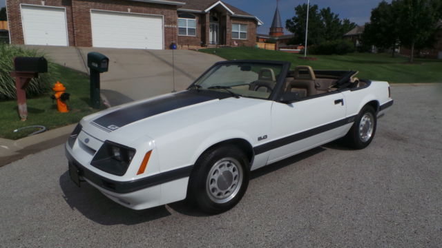 1985 White Ford Mustang Convertible