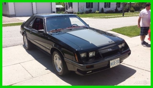 1985 Black Ford Mustang