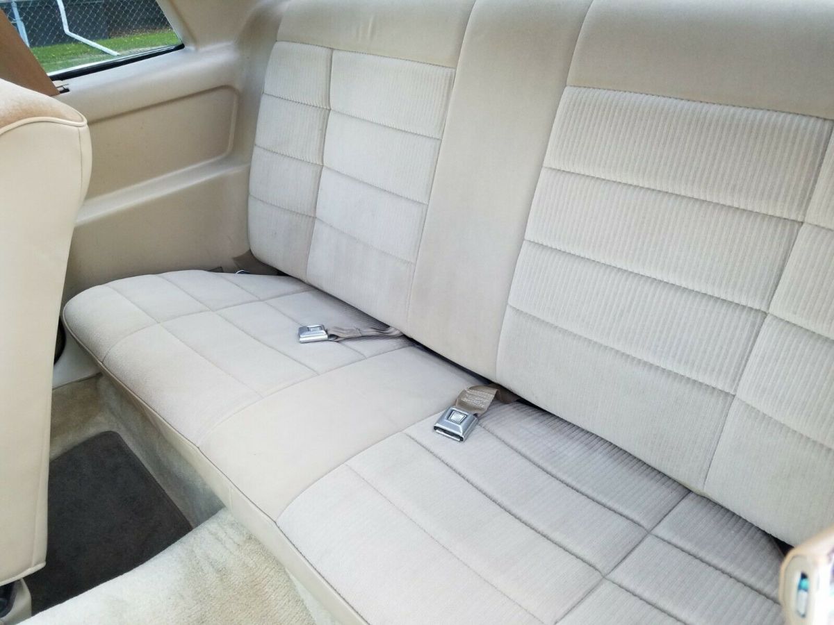 1985 Ford Mustang Coupe