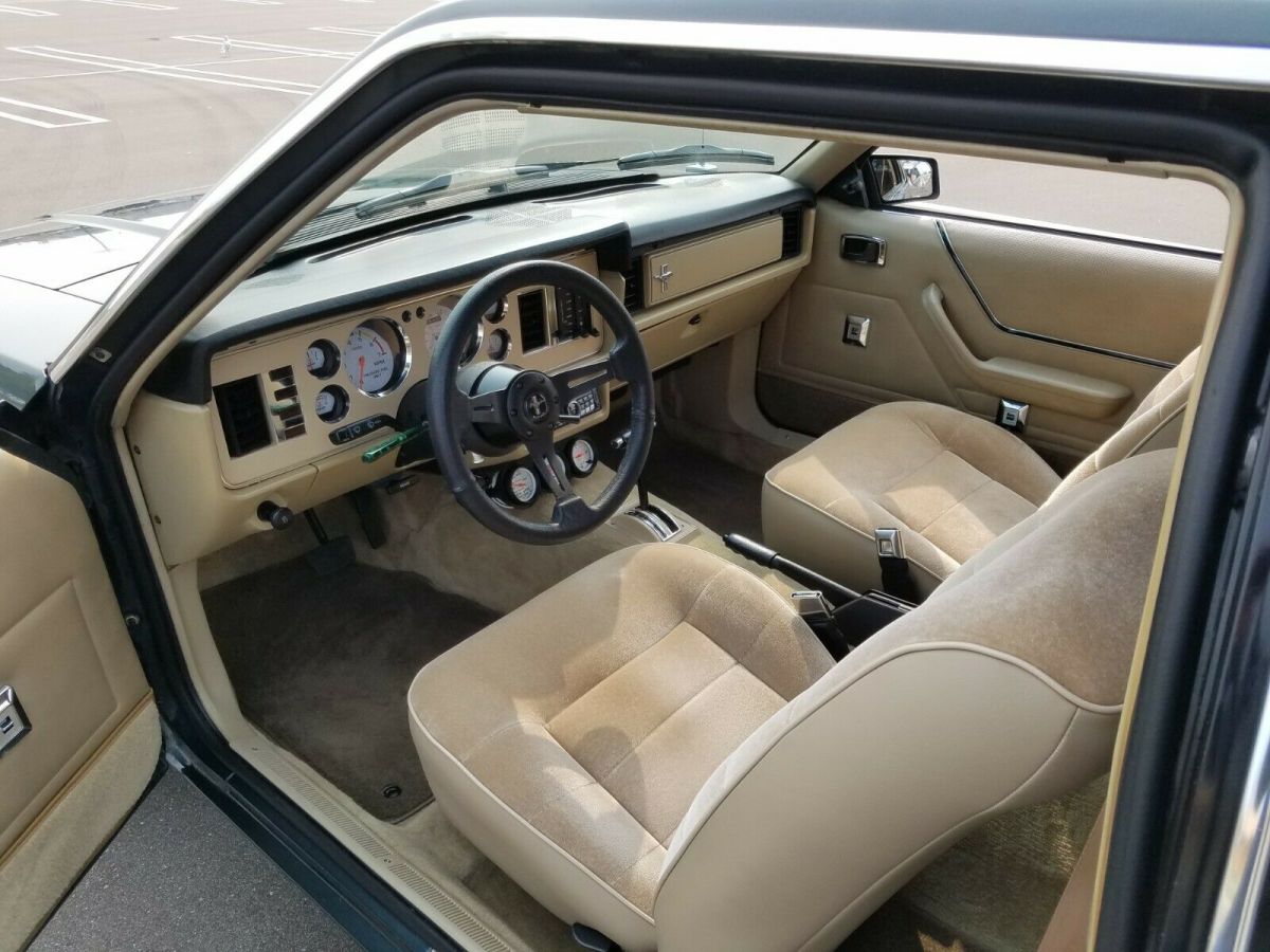 1985 Ford Mustang Coupe