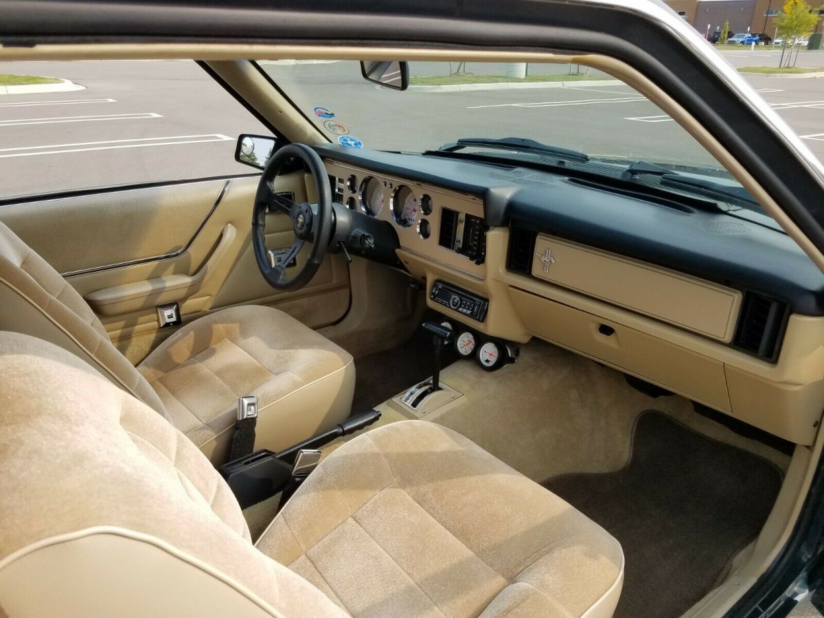 1985 Ford Mustang Coupe