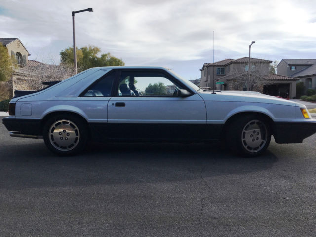 1985 White Ford Mustang Hatchback