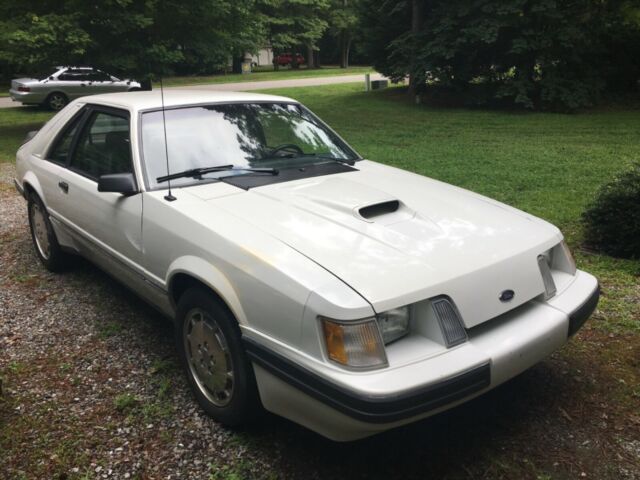 1985 White Ford Mustang Hatchback