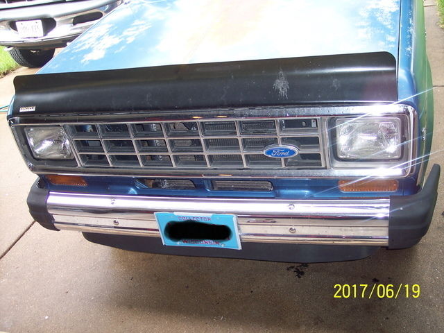1985 Blue Ford Ranger Cab & Chassis