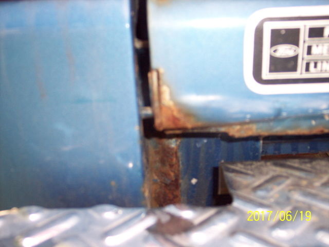 1985 Blue Ford Ranger Cab & Chassis