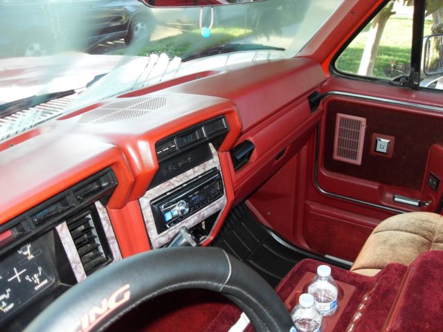 1985 Ford F-150 Standard Cab Pickup
