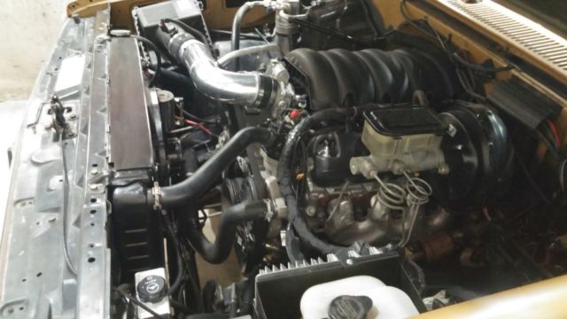 1985 Gold / white Chevrolet C-10 Regular cab pickup
