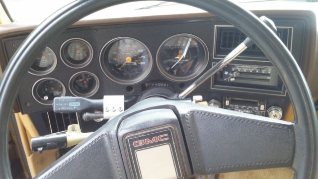 1985 Gold / white Chevrolet C-10 Regular cab pickup