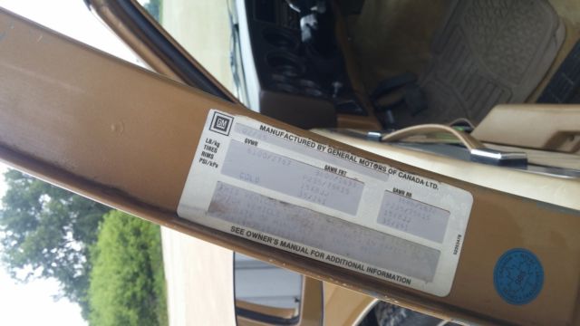 1985 Gold / white Chevrolet C-10 Regular cab pickup